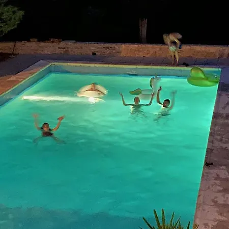 فندق مبيت وإفطار Le Jardin Du Moustoulac D'hotes 2*